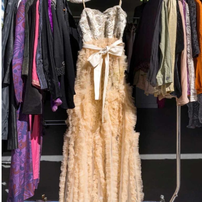 Vintage Fashion at Aussie Fairs Collectormania Eagleby