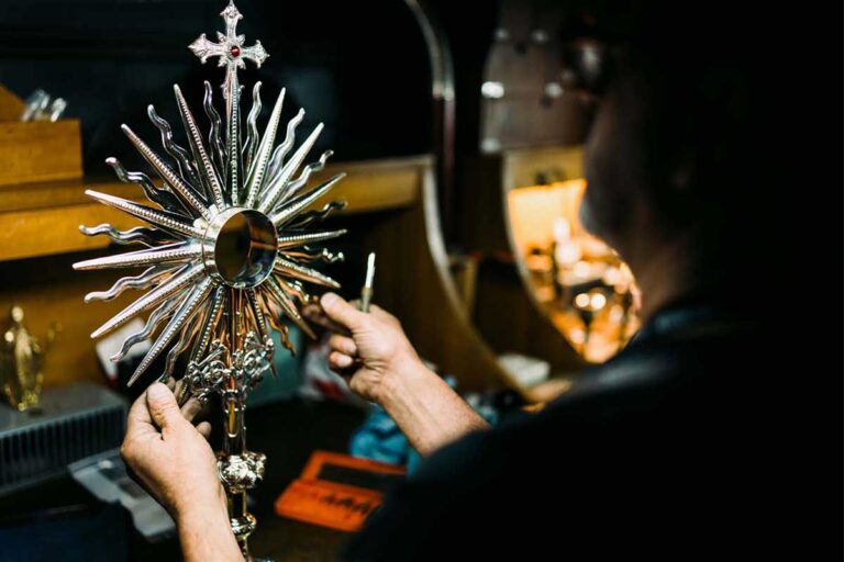 W.J.Sanders heritage silversmithing and restoration