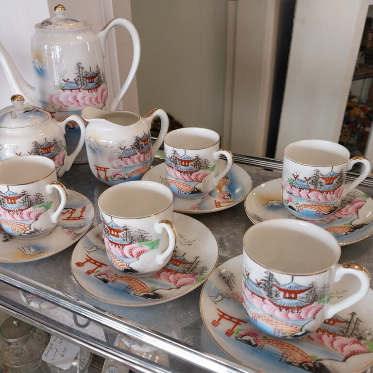 Vintage 1950s Kutani Lucky Geisha lithophane coffee set