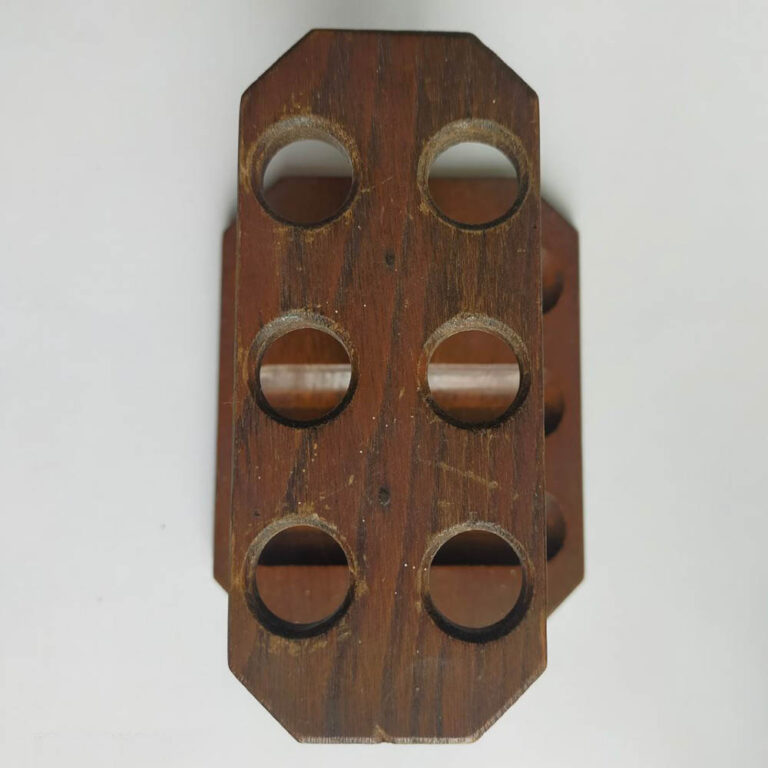Oak smoker’s pipe stand with ship plaque