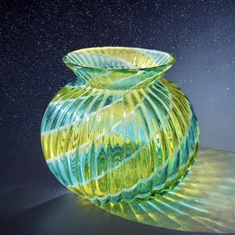 Rare late Victorian glass vase Stourbridge England