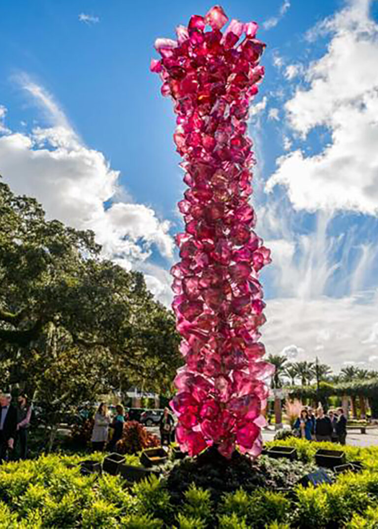 Dale Chihuly glass rose tower