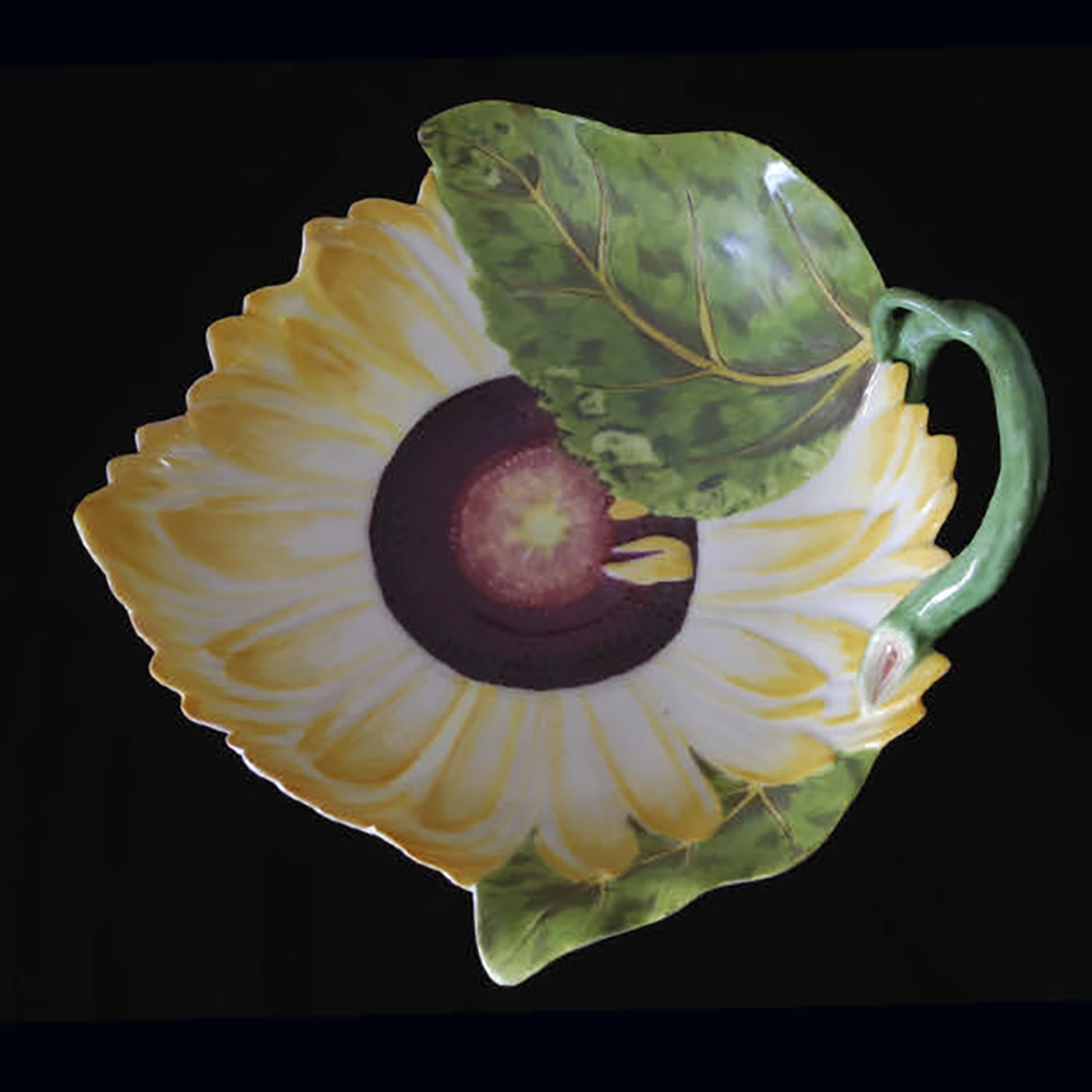 Chelsea porcelain tureen stand