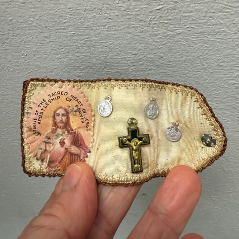 Vintage pocket reliquary