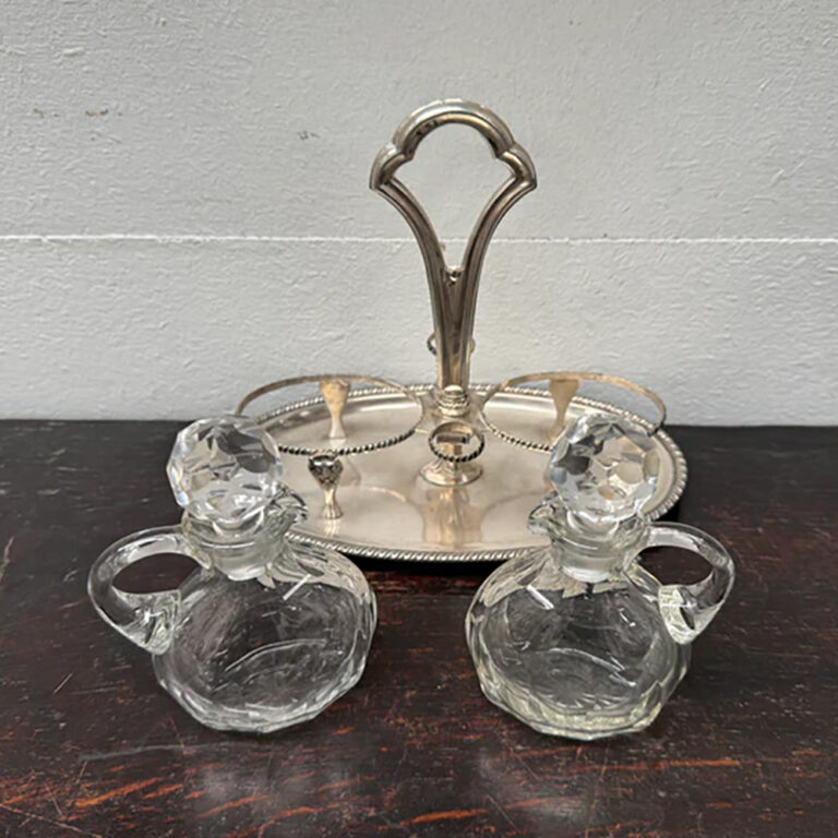 Continental silver hallmarked cruet set