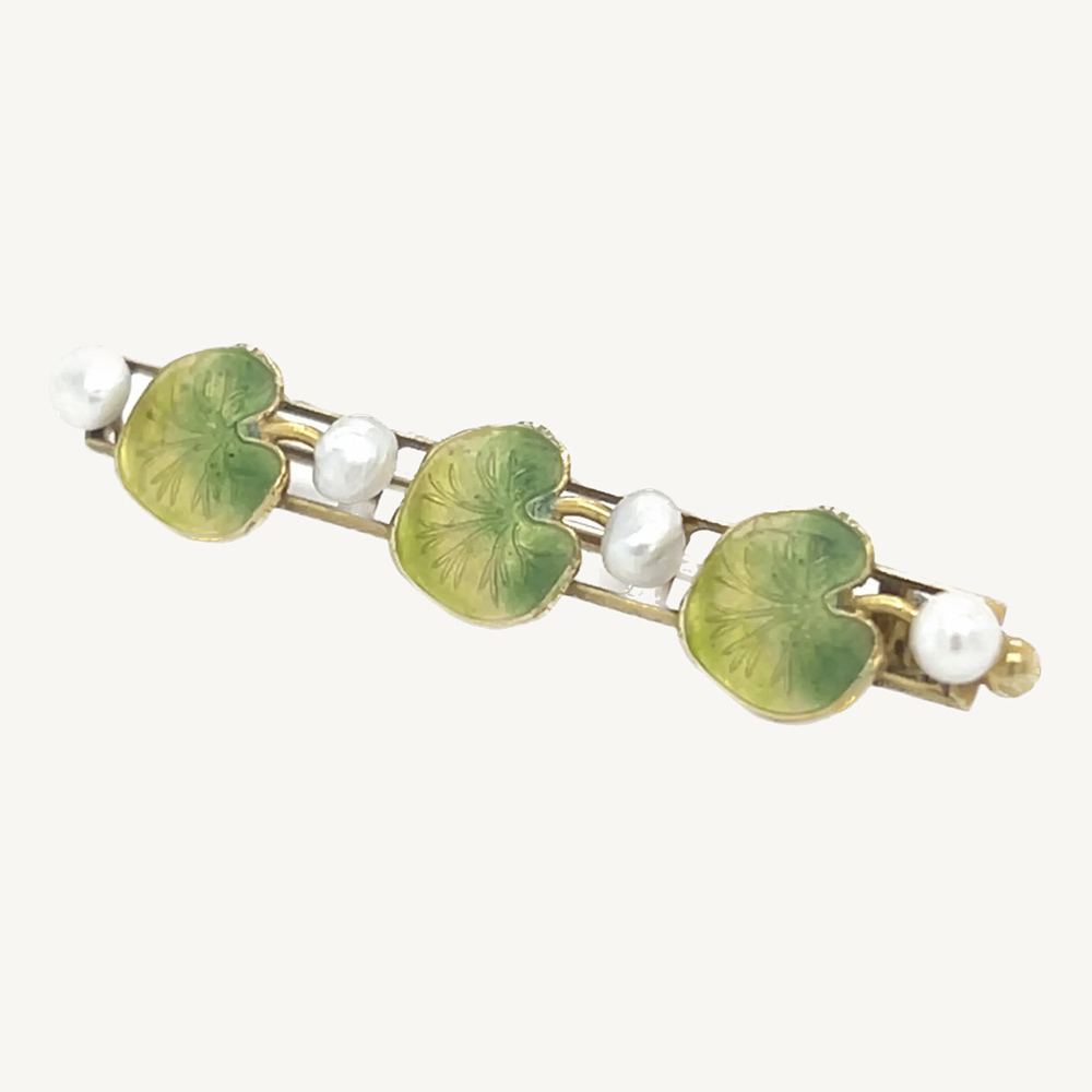 Art Nouveau 14ct gold, seed pearl and enamel leaf brooch
