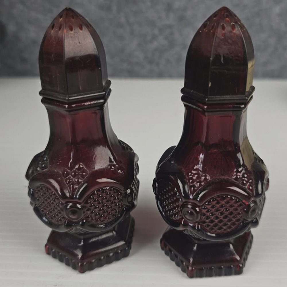 Vintage Avon Cape Cod design salt shakers