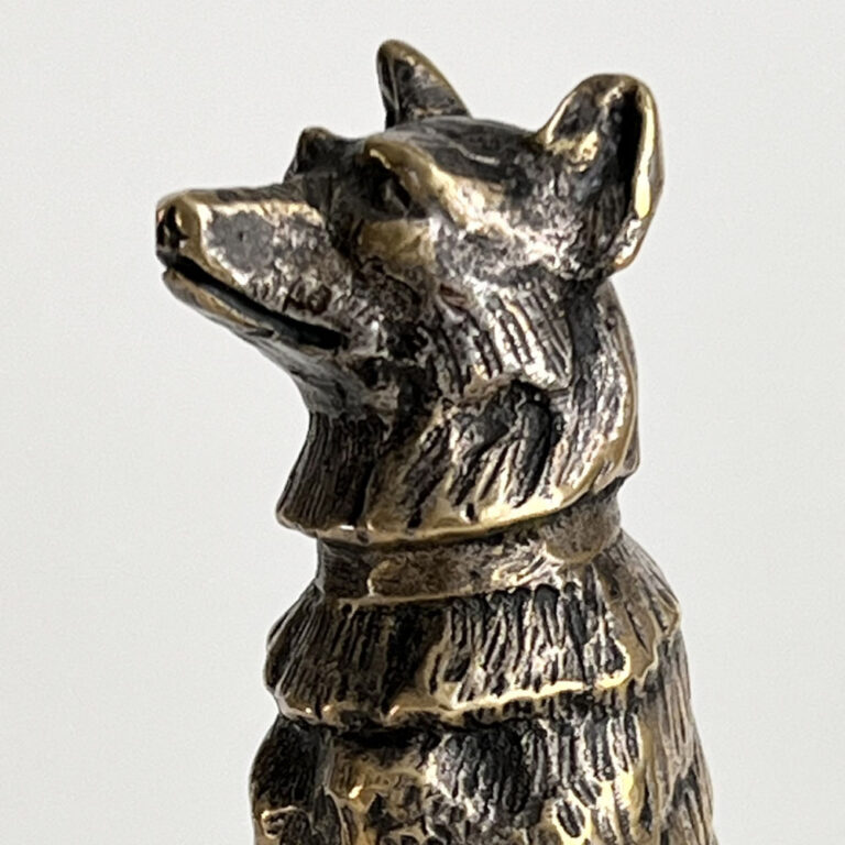 Bronze Art Déco car mascot modelled as a Belgian Shepherd