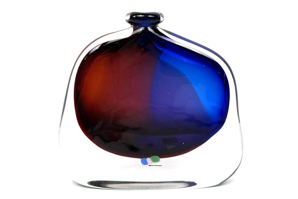 Chris Comins, Australia (b.1954) multi-coloured Sommerso Studio glass vase
