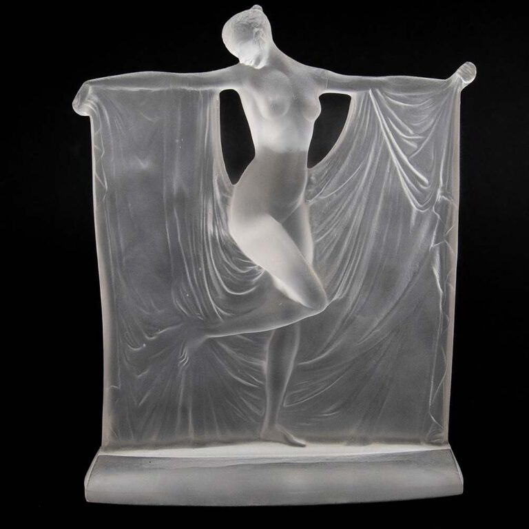 René Lalique, Suzanne, 1925, glass. David Roche Gallery Exhibition
