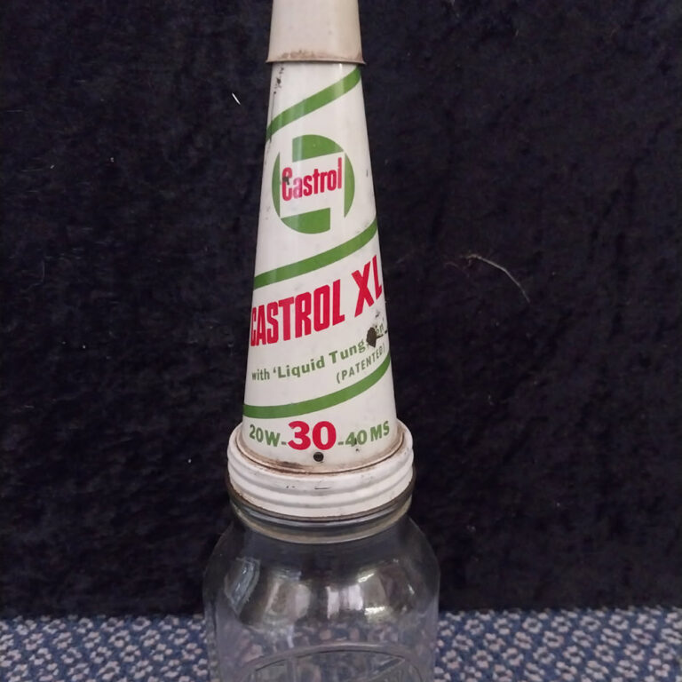 Embossed Castrol Oil Bottle with dust cap