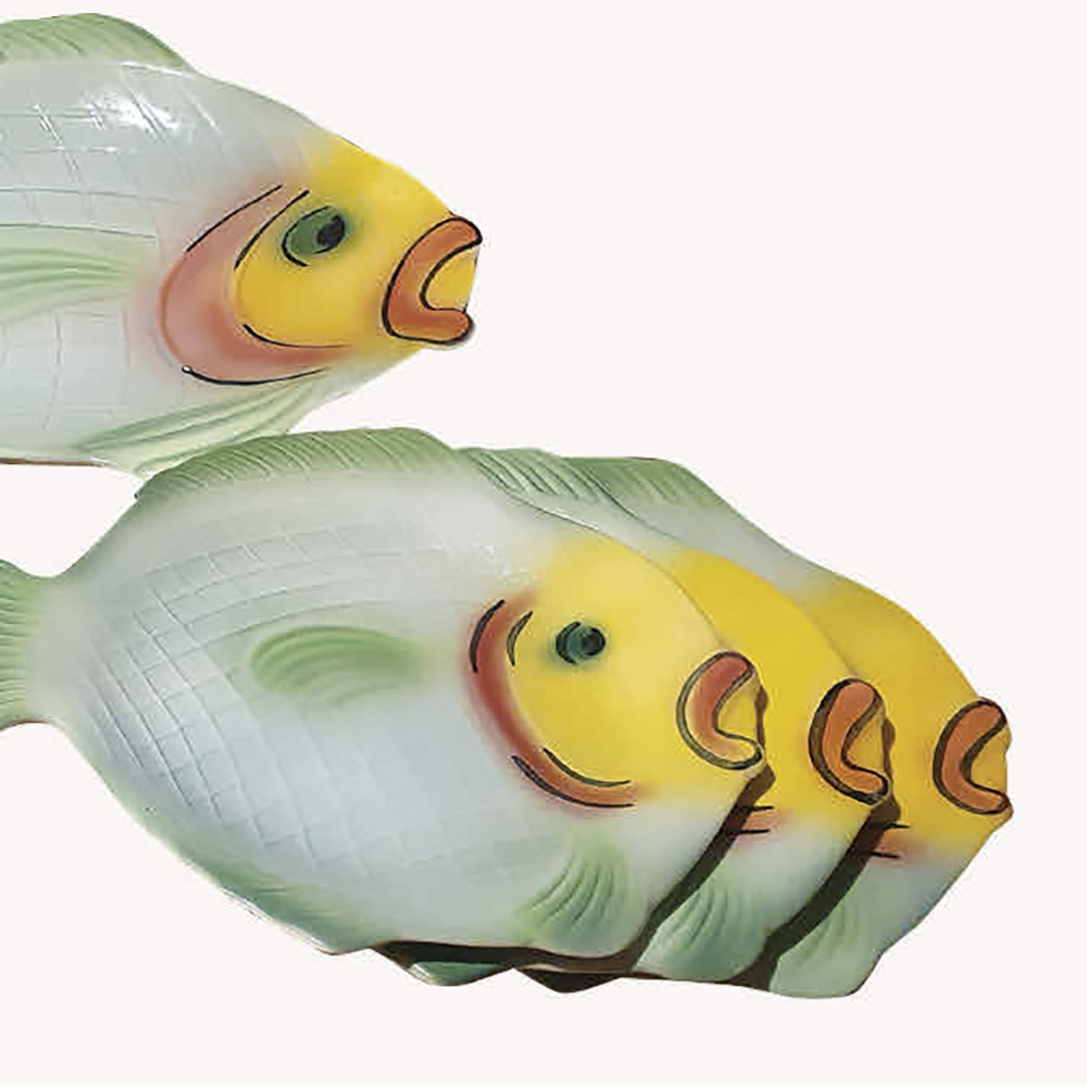 Mid-century plate set of fish