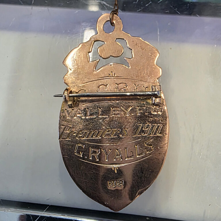 9ct gold 1911 football medal