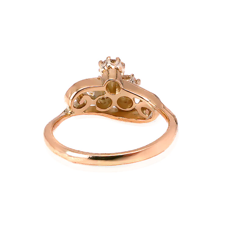 Antique trefoil diamond ring