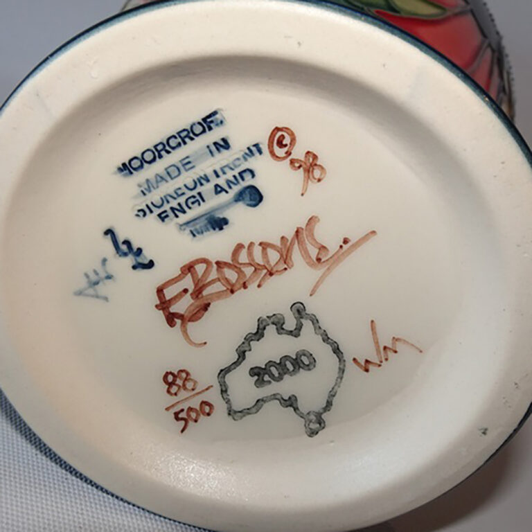 Moorcroft Sturt Pea vase