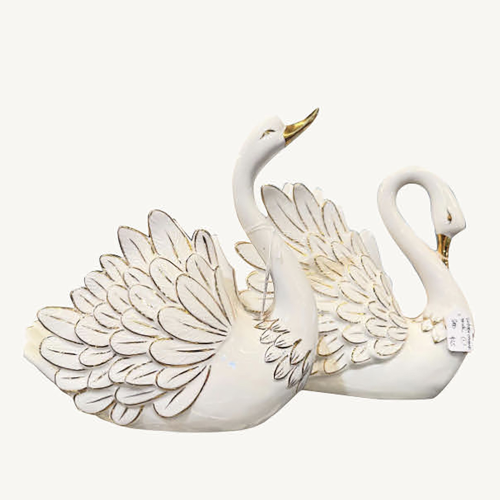 Vintage ceramic swans