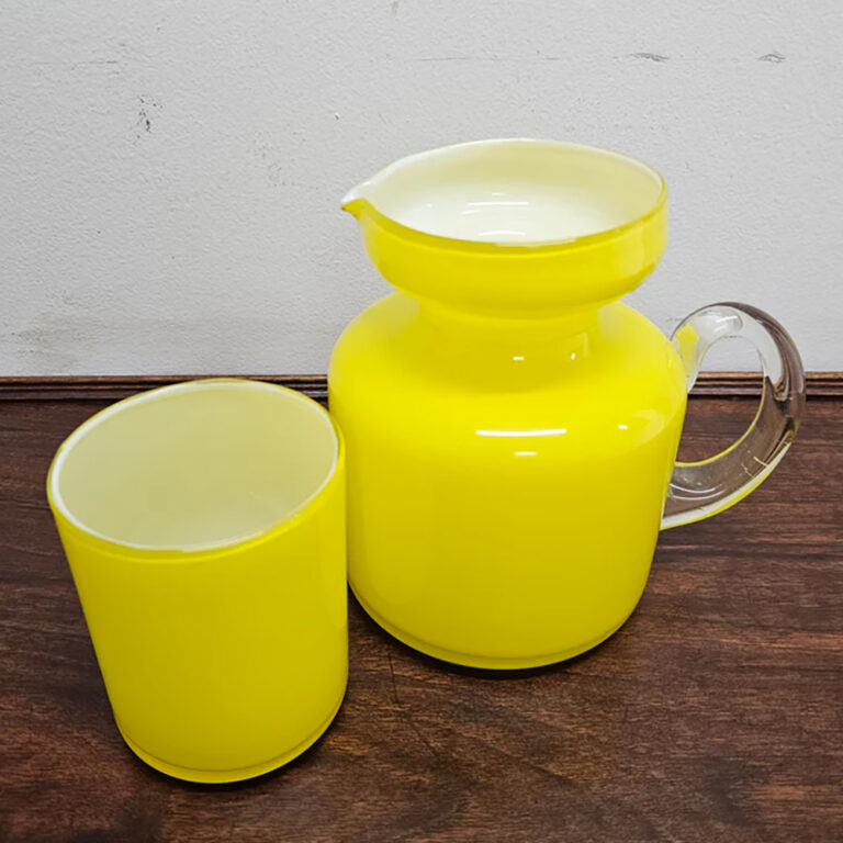 Vintage cased yellow blown glass jug & cup