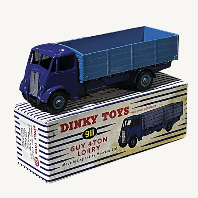 Dinky Toys 4-ton truck