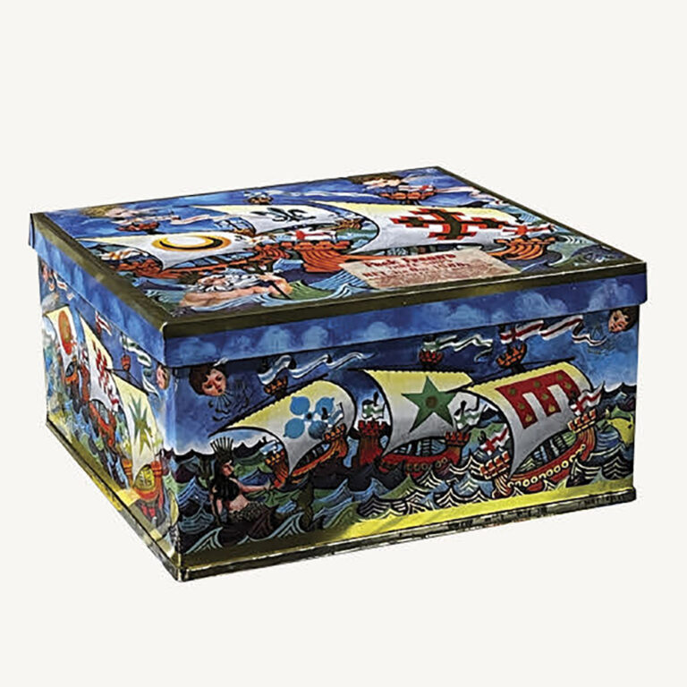 Vintage Peek Frean’s biscuit tin