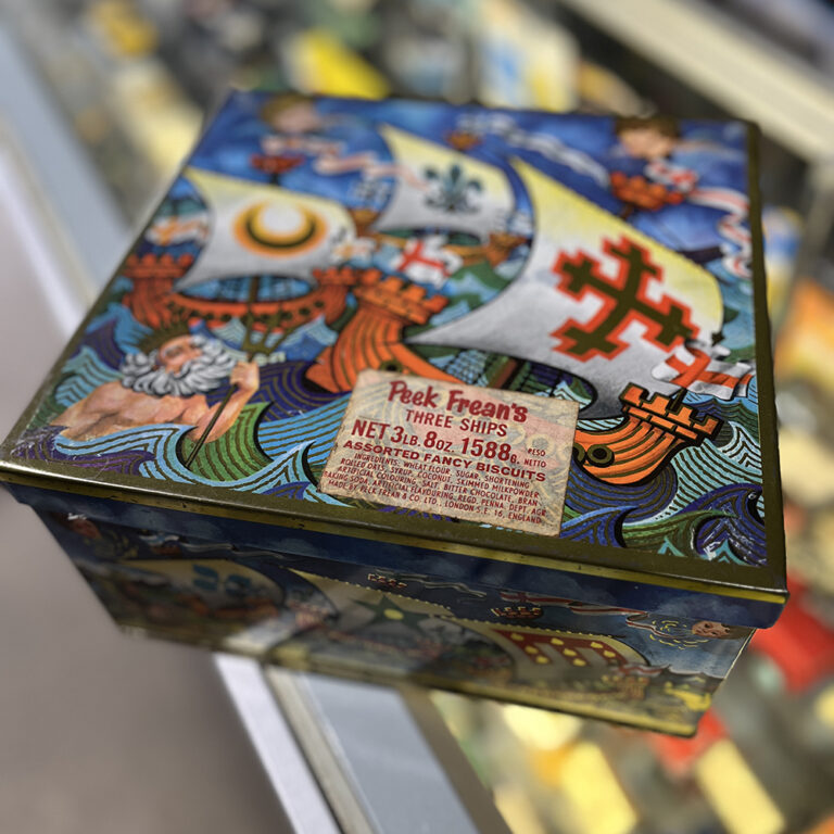 Vintage Peek Frean’s biscuit tin