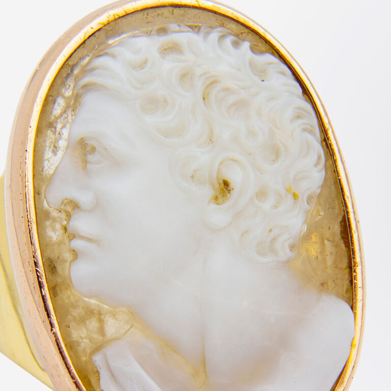 Hardstone cameo ring