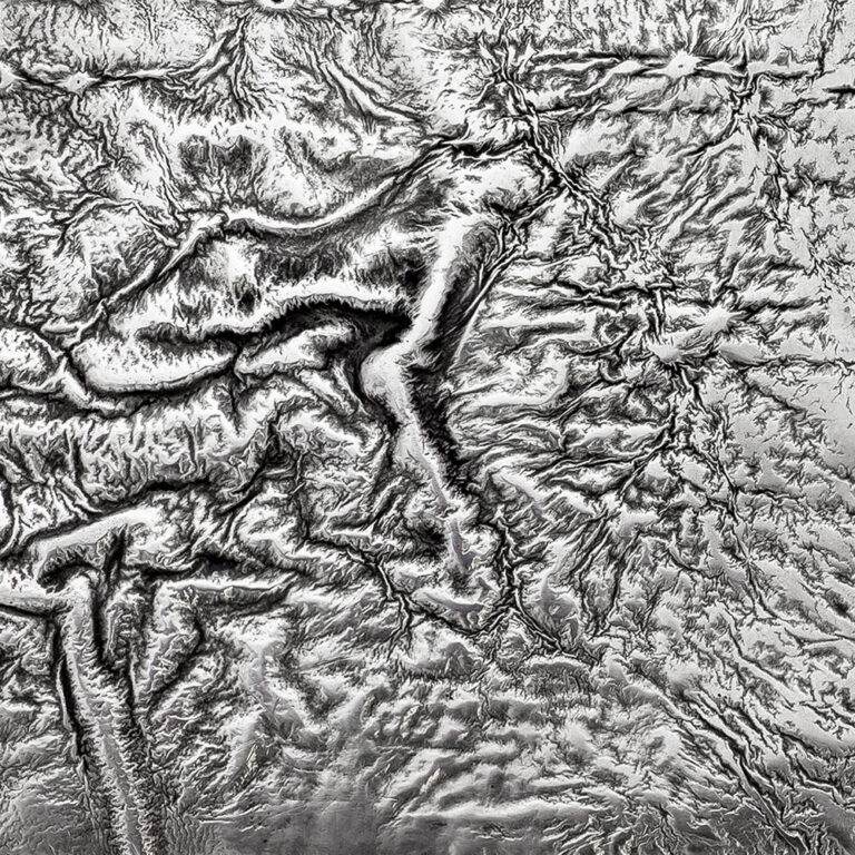 Faberge cigarette case with turquoise cabochon