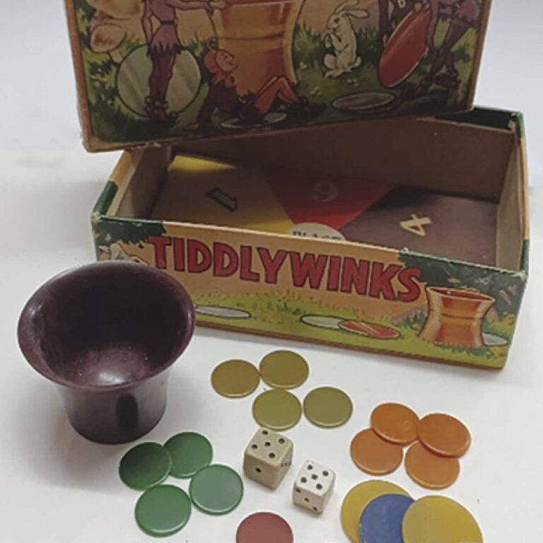 Vintage game Tiddlywinks