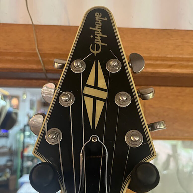 Martin Epiphone Flying V guitar