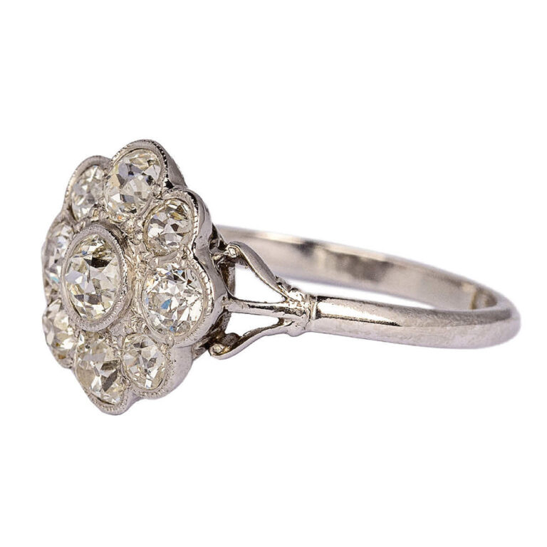 Art Deco platinum diamond daisy ring