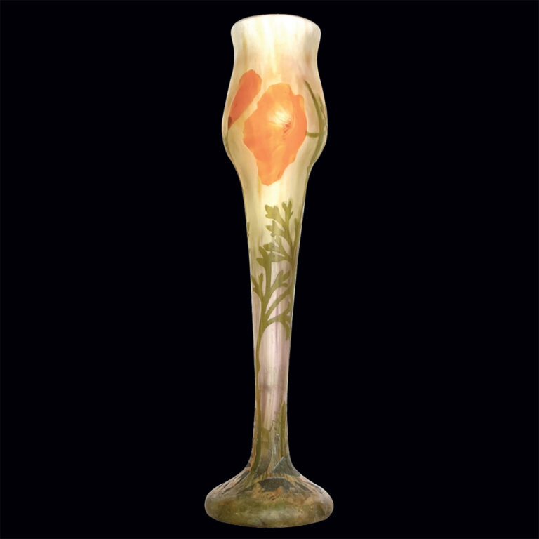 Art Nouveau Daum, Nancy cameo glass vase