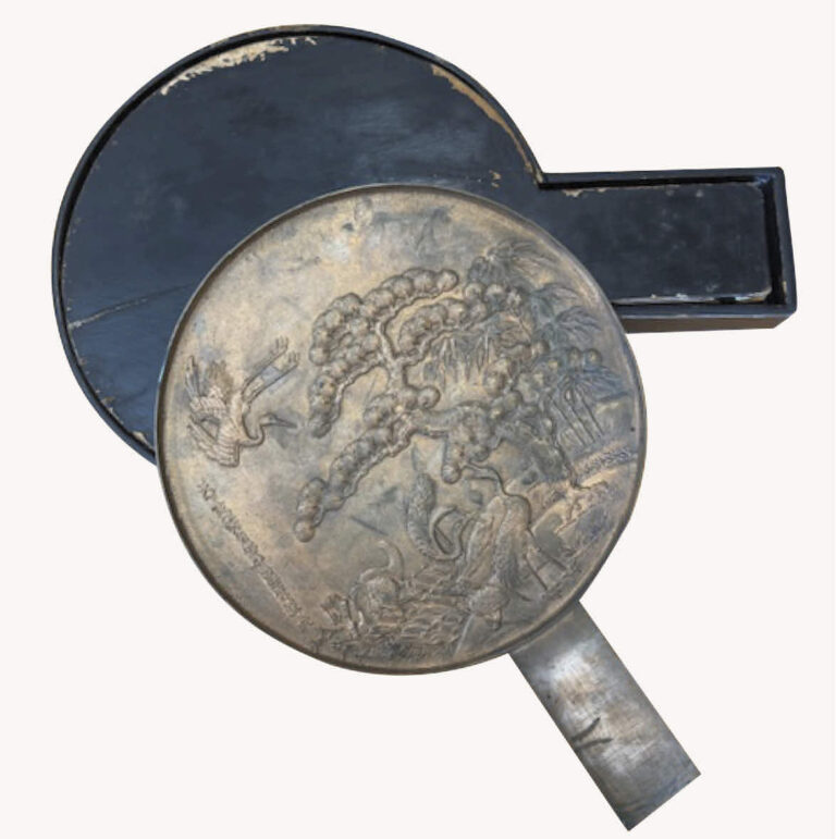 Meiji bronze Kagami geisha mirror
