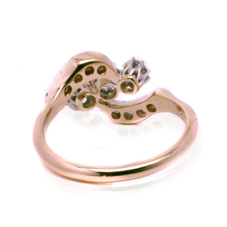 Antique diamond ring, swirl design c.1910