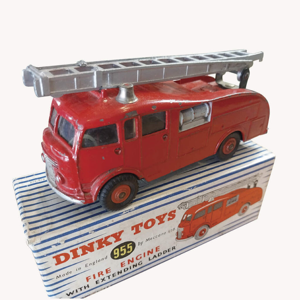Vintage Dinky Toys 955 Fire Engine