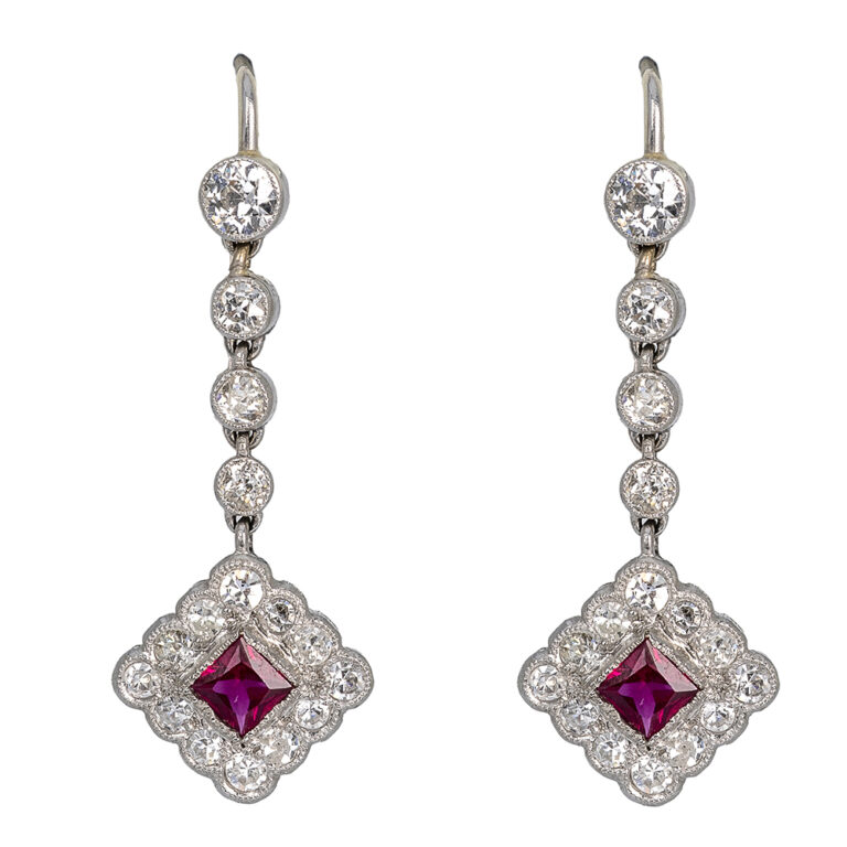 Art Deco earrings in platinum, ruby and diamond