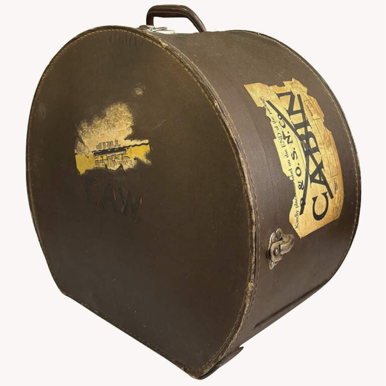Round fibreboard hat box