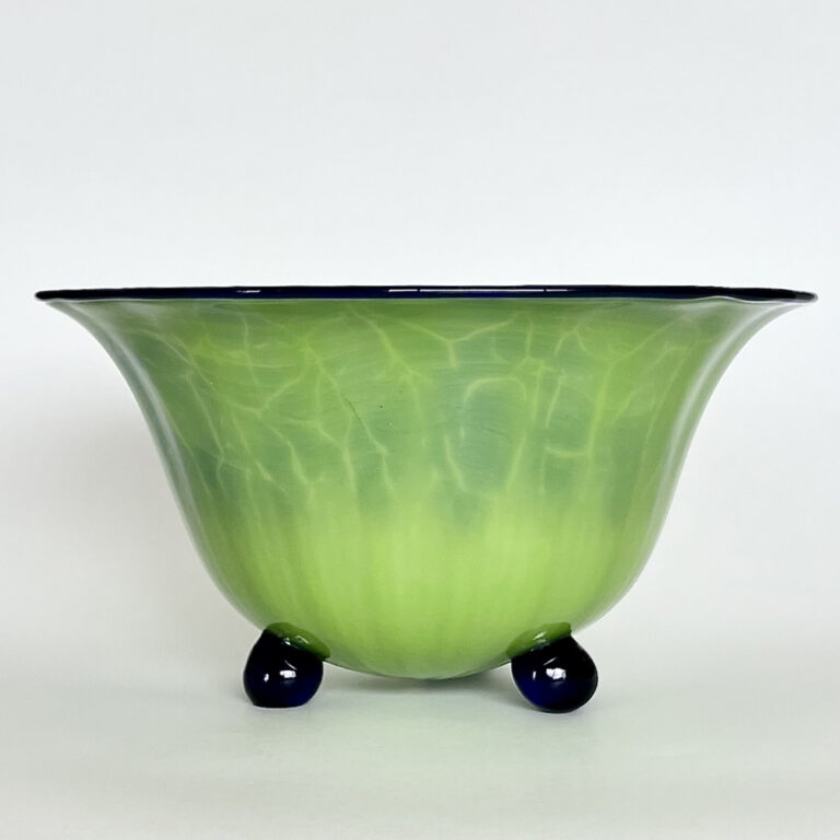 Loetz glass bowl c.1915