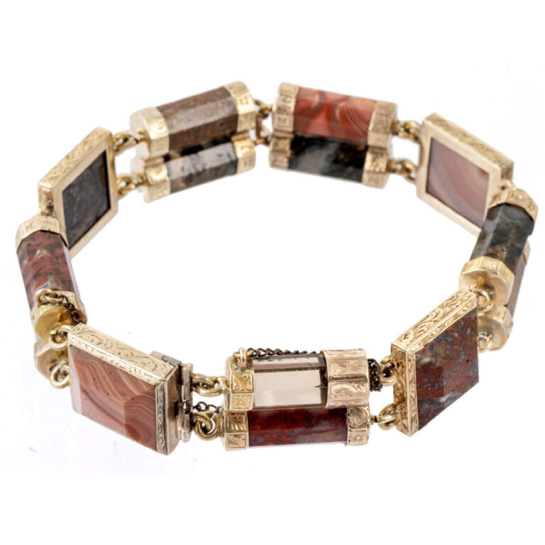 Victorian gold and agate bracelet