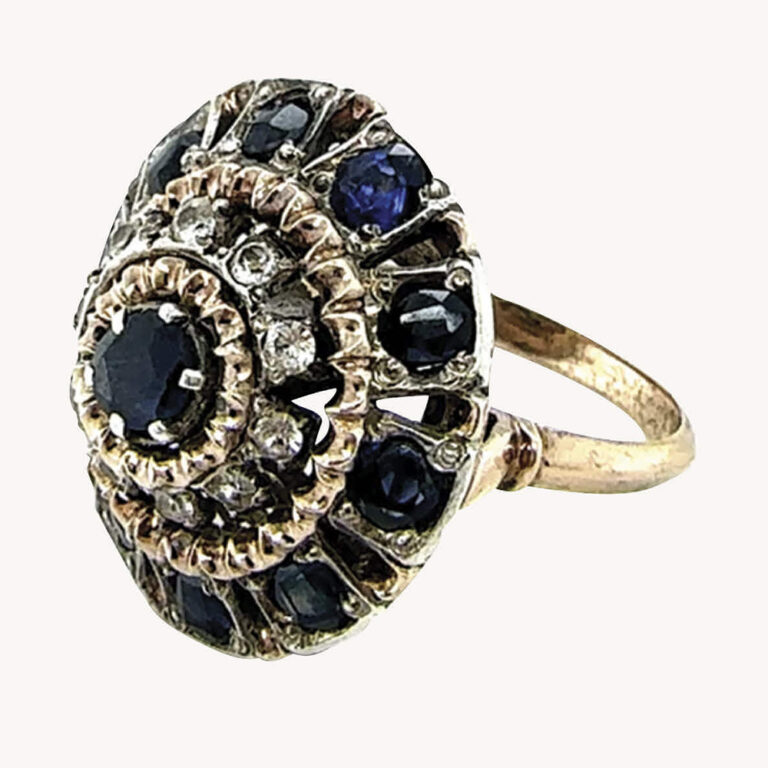 9ct white and blue sapphire cocktail ring