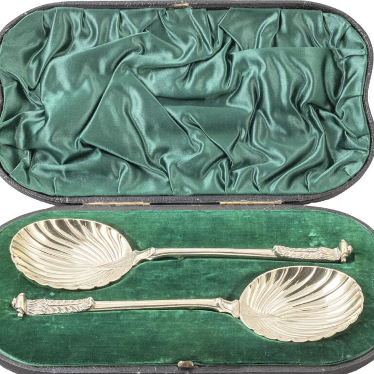 Pair of late Victorian serving spoons in original presentation box
