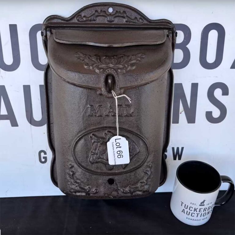 Cast Iron Saddle Bag Mail Box 400 x 250
