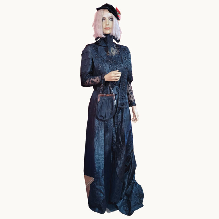 victorian mourning outfit