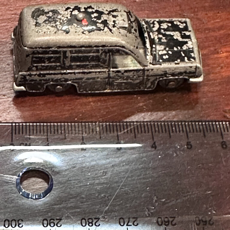 Fun-Ho! Vintage diecast vehicle Holden panel van