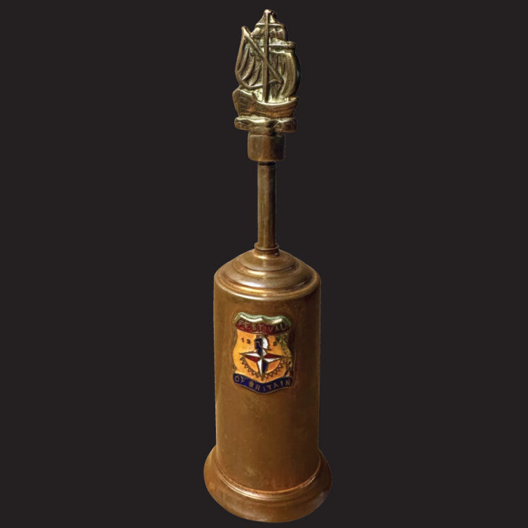 Festival of Britain table brush