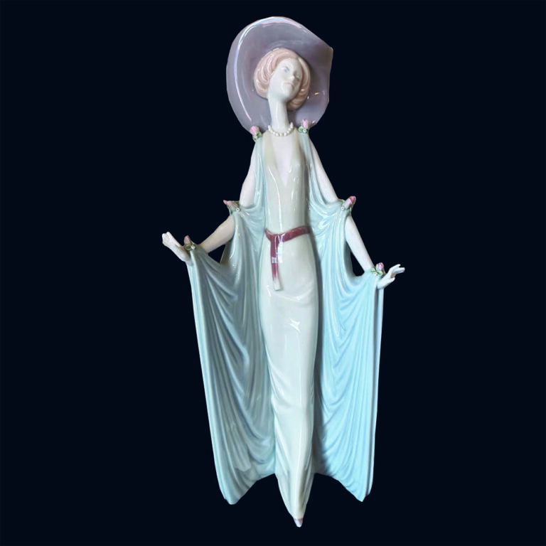 lladro figurine