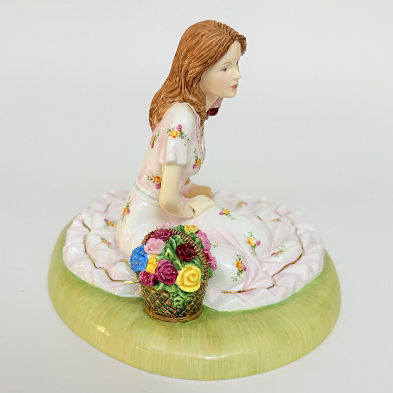 Royal Albert figurine, Summer Rose
