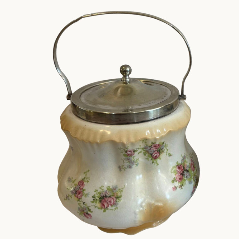 English ceramic blushware biscuit barrel
