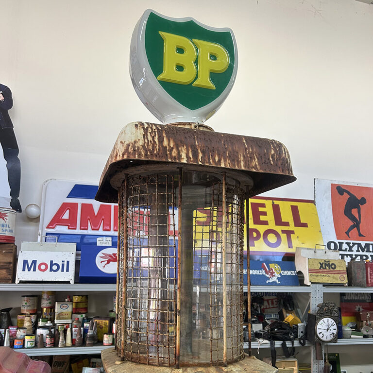 Gilbert & Barker ‘Visible’ petrol bowser