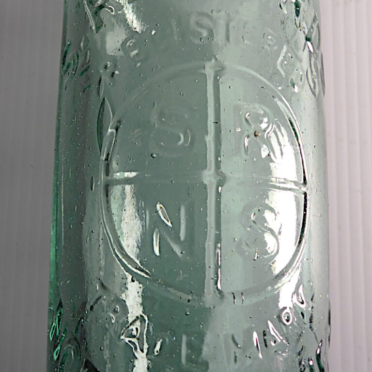 Aerated Codd-type bottle
