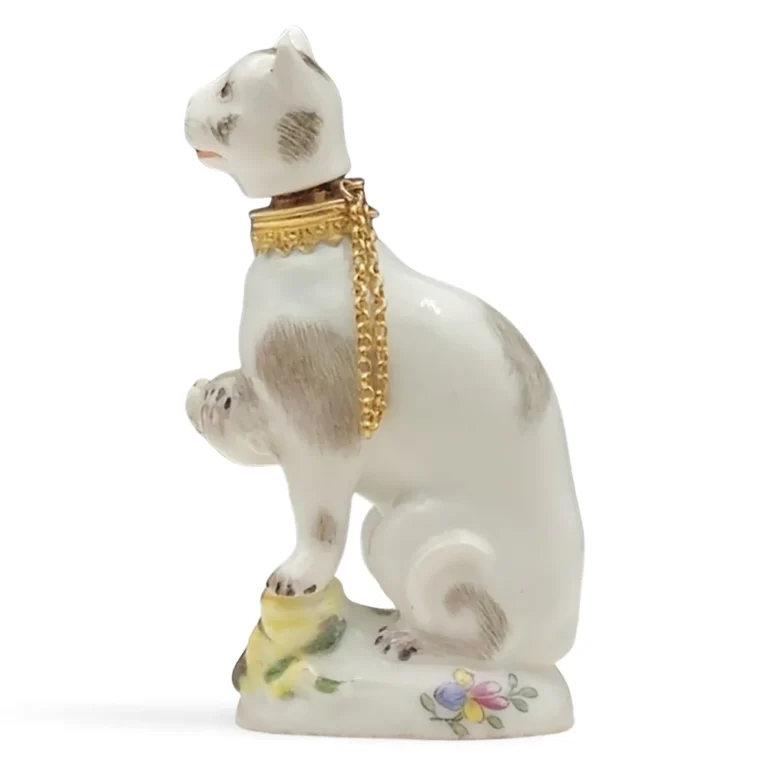 Chelsea Porcelain scent bottle modelled as a cat with two mice