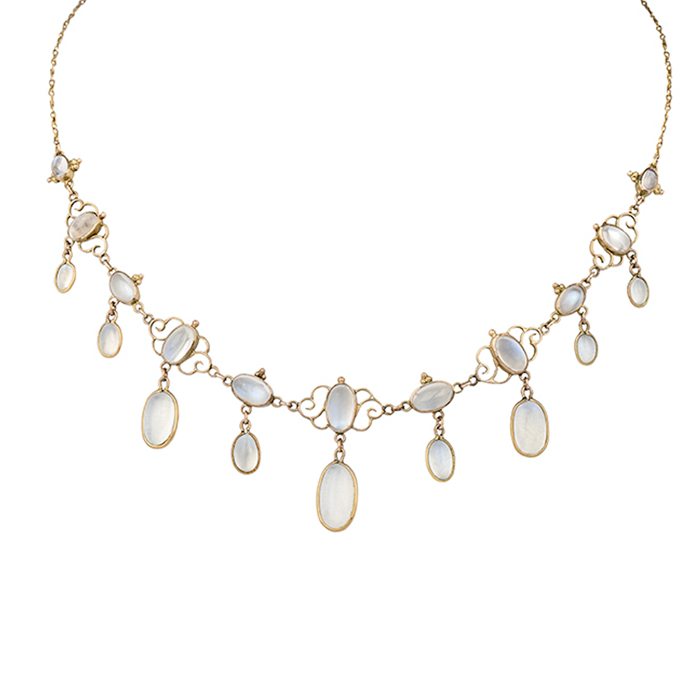 Edwardian necklace in 9ct gold and moonstone